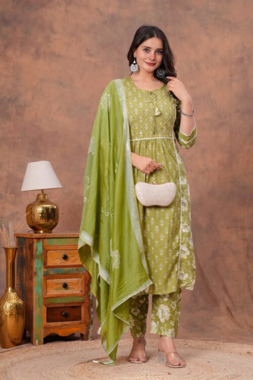 Sanganeri print kurti with pant and dupatta set