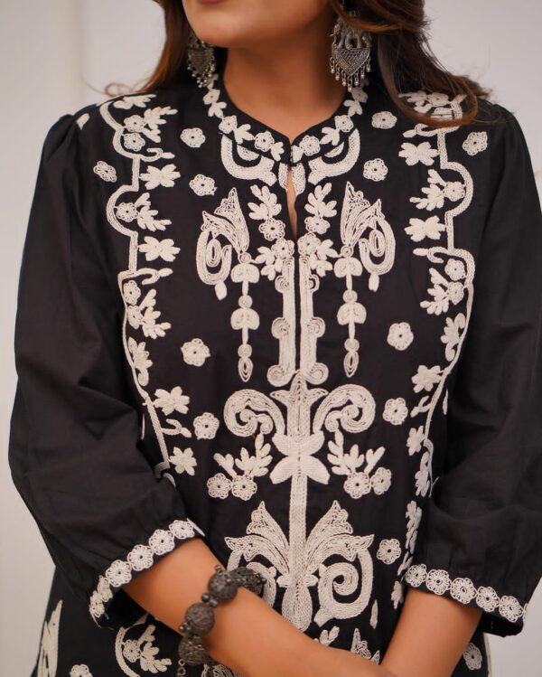 Cotton Kurti Pant Set with Dori Embroidery - Image 4