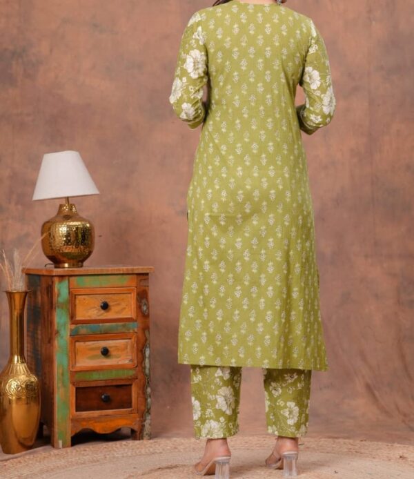 Sanganeri print kurti with pant and dupatta set - Image 4