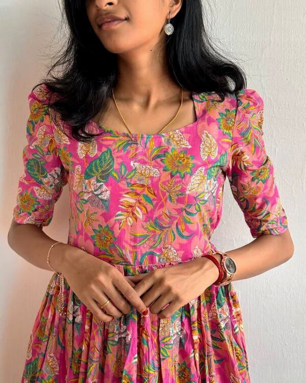 Pink Marigold floral dress - Image 4