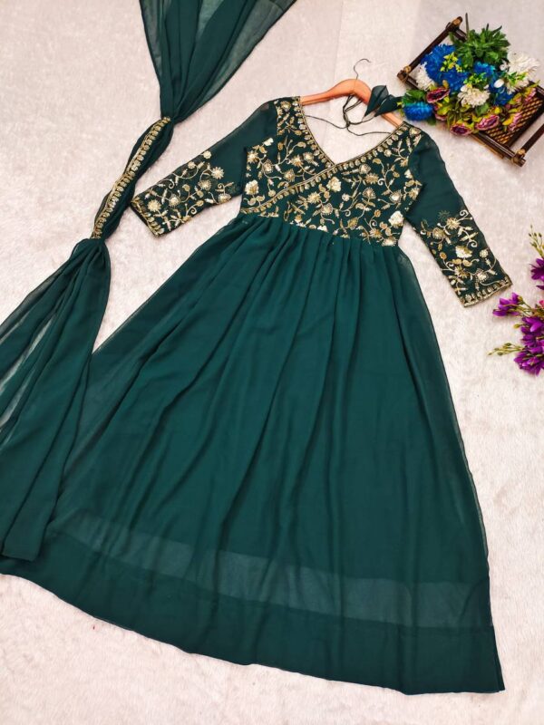 This elegant dark green Georgette Anarkali gown