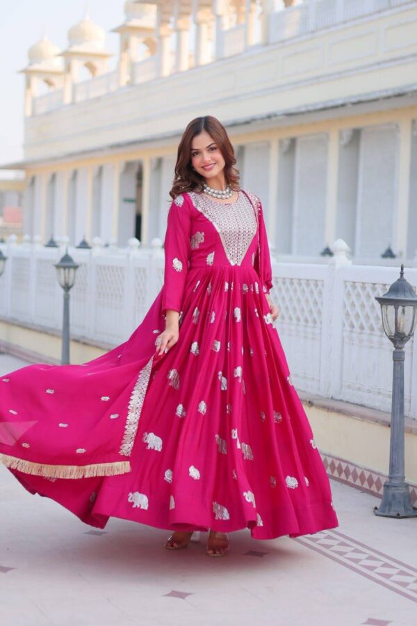 Majestic Elephant Embossed Georgette Gown Set - Image 2