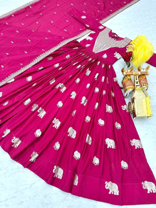 Majestic Elephant Embossed Georgette Gown Set - Image 5